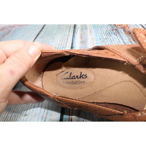 Clarks Ashland Spin Q Brown Perforated Leather Slip On Casual Loafer 7 M - Picture 7 of 9